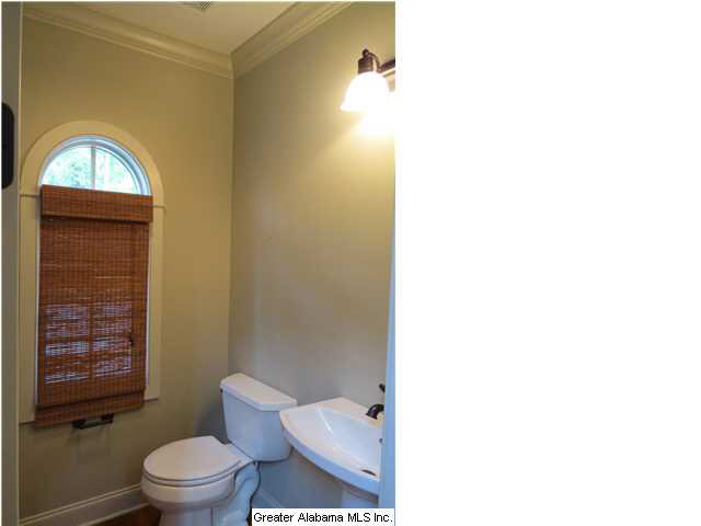 2081 Lancaster Road, Unit 2081 Birmingham, AL 35209 - Photo 12 of 17