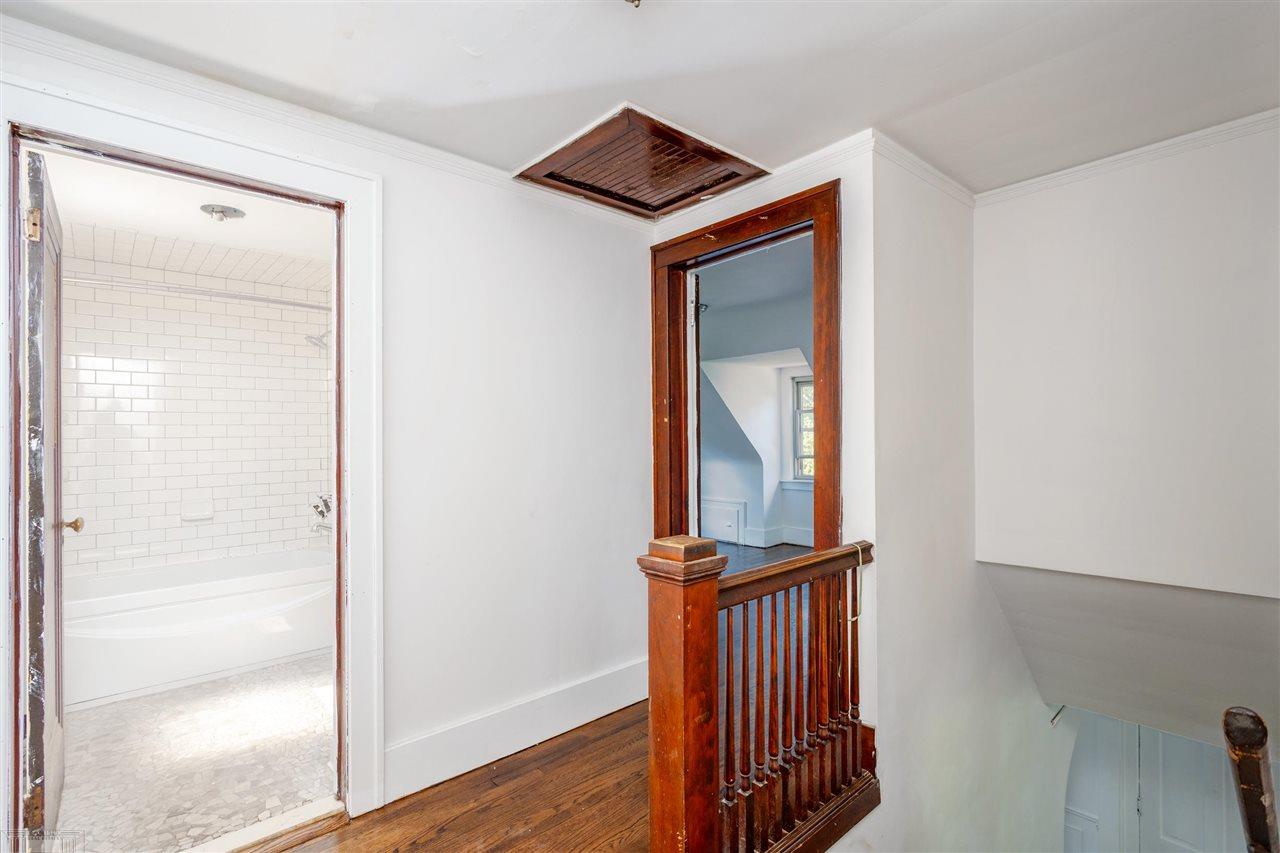 253 Moross Road Grosse Pointe Farms, MI 48236 - Photo 20 of 43
