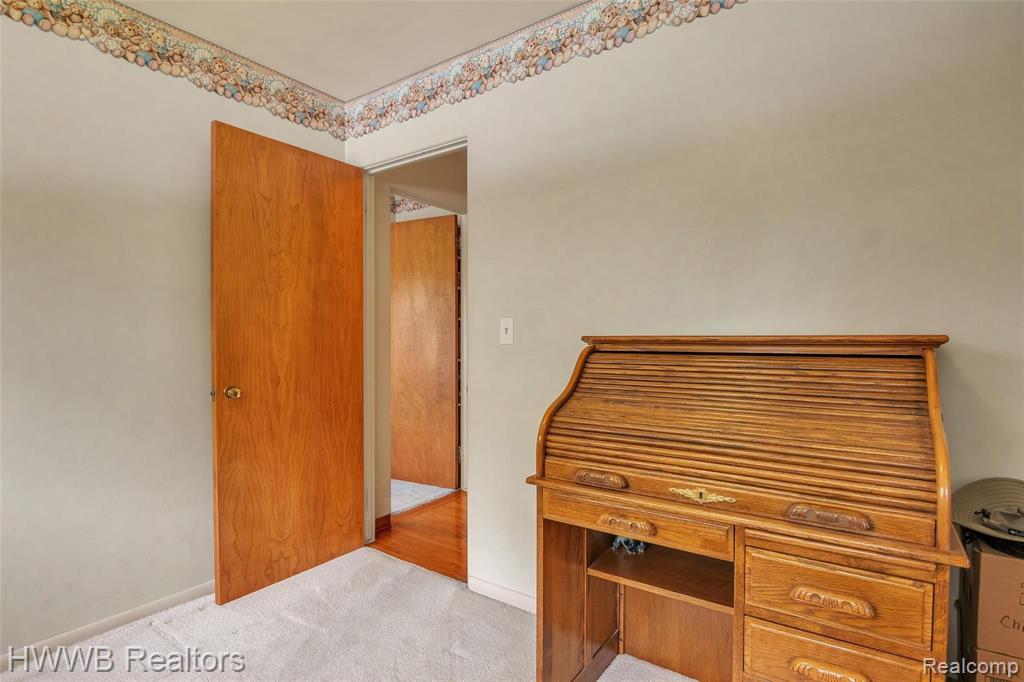 1012 Long Street Fenton, MI 48430 - Photo 24 of 51