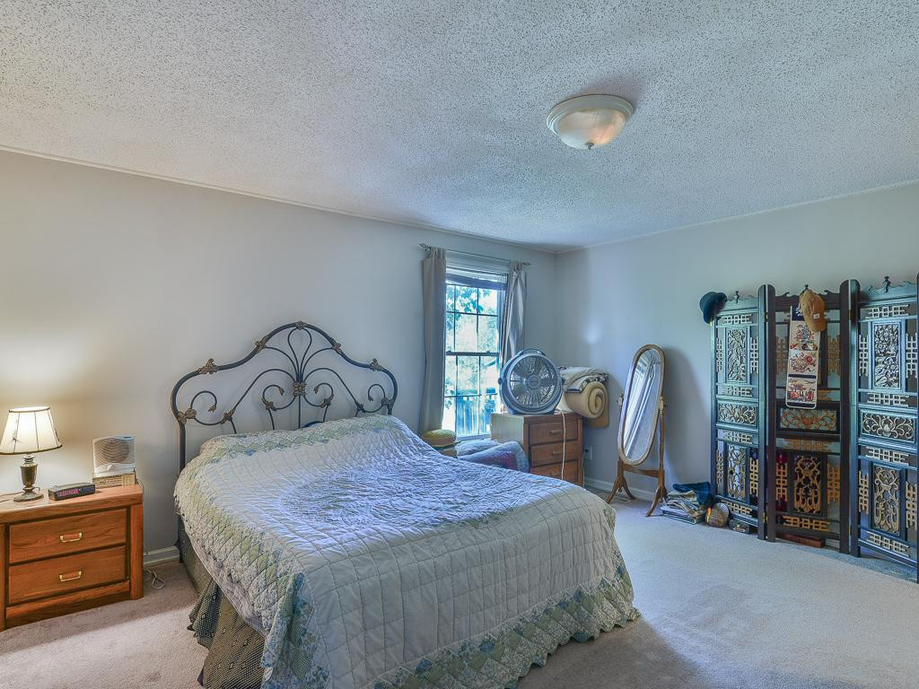 369 Miller Road Telford, TN 37690 - Photo 22 of 36 Huge Master Bedroom