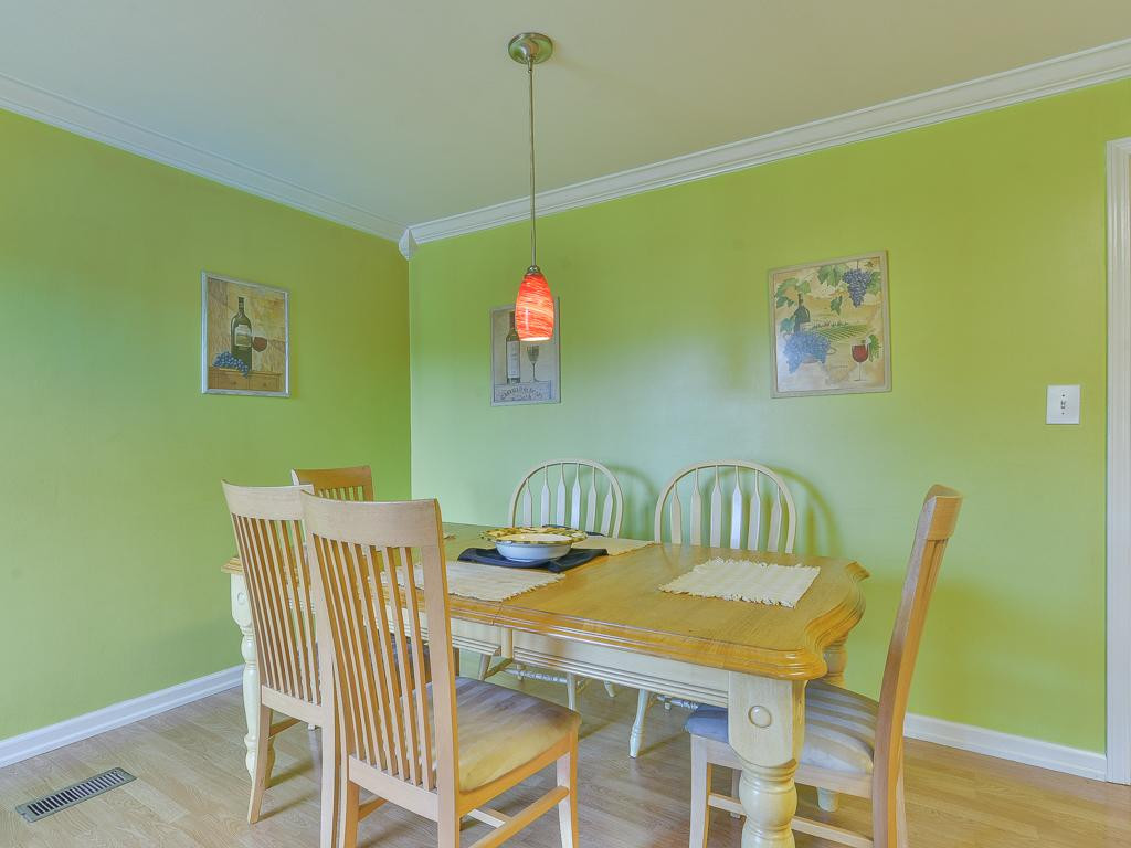 369 Miller Road Telford, TN 37690 - Photo 29 of 36 Eat in Dining area