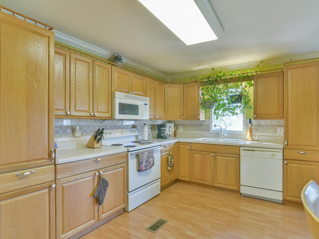 369 Miller Road Telford, TN 37690 - Photo 31 of 36 Plenty of Cabinet Space