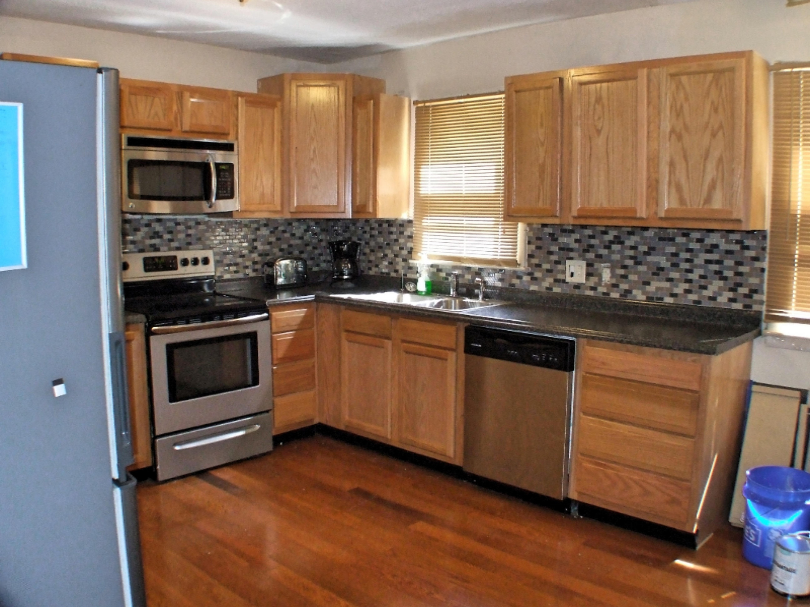 5615 Ridge Road Stevensville, MI 49127 - Photo 3 of 11 5615 kitchen2