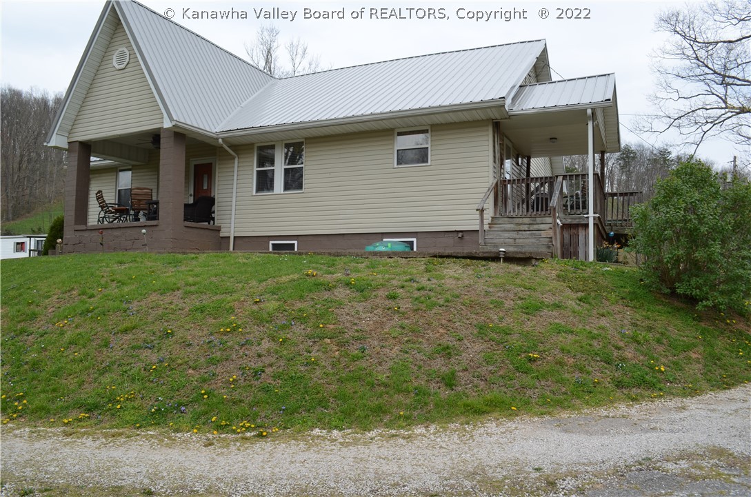 873 Clay Road Spencer, WV 25276 - Photo 2 of 23 Gallery Image 2