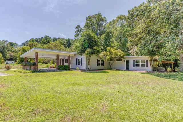 $269,000 | 5064 South Dixie Highway, Resaca, GA 30735