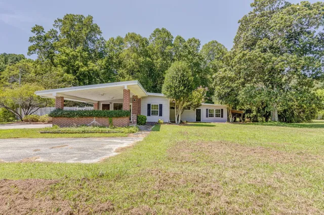 $269,000 | 5064 South Dixie Highway, Resaca, GA 30735