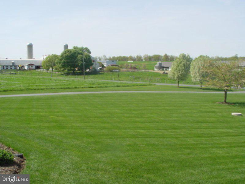 200 Bomberger Road Lititz, PA 17543 - Photo 13 of 51