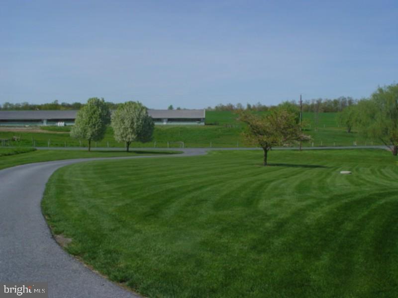 200 Bomberger Road Lititz, PA 17543 - Photo 17 of 51