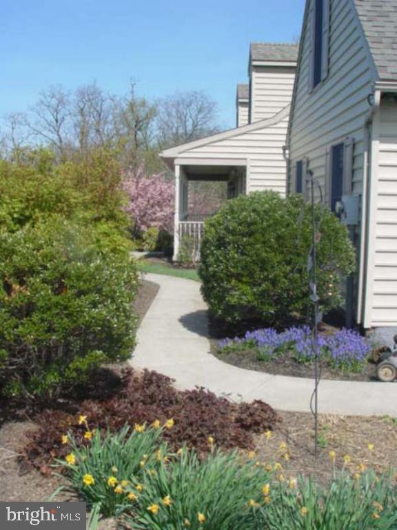 200 Bomberger Road Lititz, PA 17543 - Photo 6 of 51