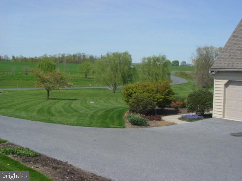 200 Bomberger Road Lititz, PA 17543 - Photo 10 of 51