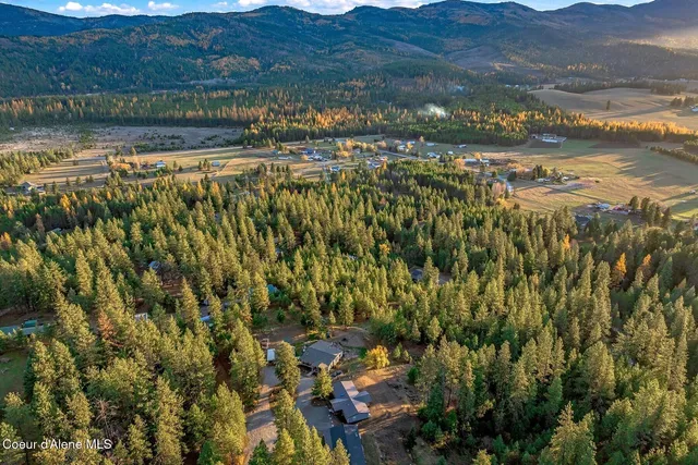 $420,000 | 60 Short Drive, Blanchard, ID 83804