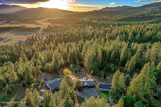 $420,000 | 60 Short Drive, Blanchard, ID 83804