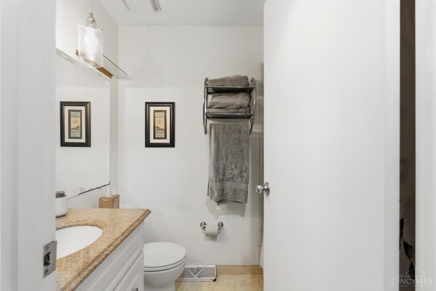 4925 Springdale Road Cincinnati, OH 45251 - Photo 22 of 67 Gallery Image 22