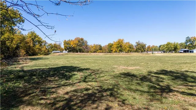 $52,000 | 61 6th Street, LeRoy, KS 66857