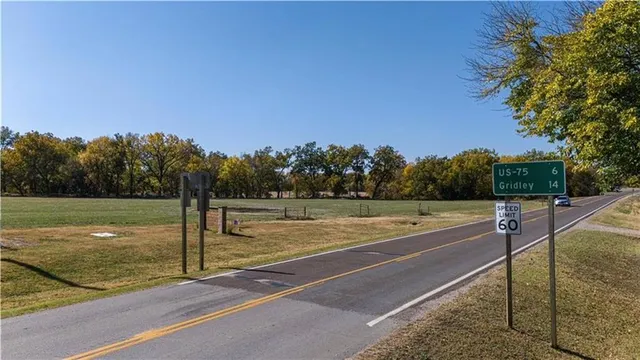 $52,000 | 61 6th Street, LeRoy, KS 66857