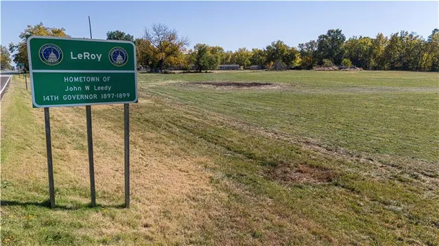 $52,000 | 61 6th Street, LeRoy, KS 66857