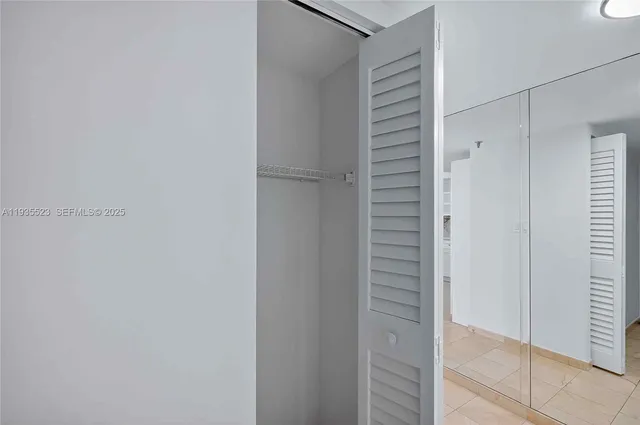 $6,200 | 520 Brickell Key Drive, Unit A604, Miami, FL 33131