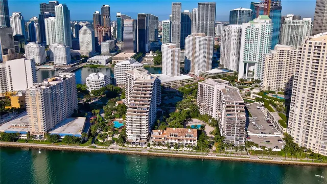 $6,200 | 520 Brickell Key Drive, Unit A604, Miami, FL 33131