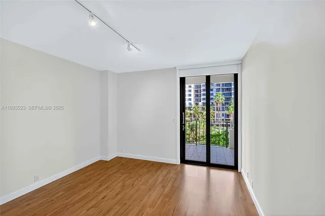 $6,200 | 520 Brickell Key Drive, Unit A604, Miami, FL 33131