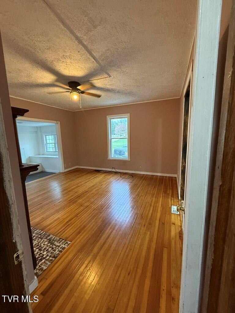 539 Madison Street Bristol, VA 24201 - Photo 14 of 22 103619_30