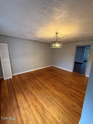 $240,000 | 539 Madison Street, Bristol, VA 24201