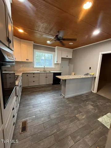 $240,000 | 539 Madison Street, Bristol, VA 24201