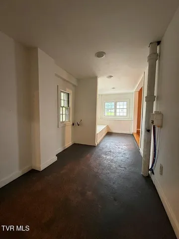 $240,000 | 539 Madison Street, Bristol, VA 24201