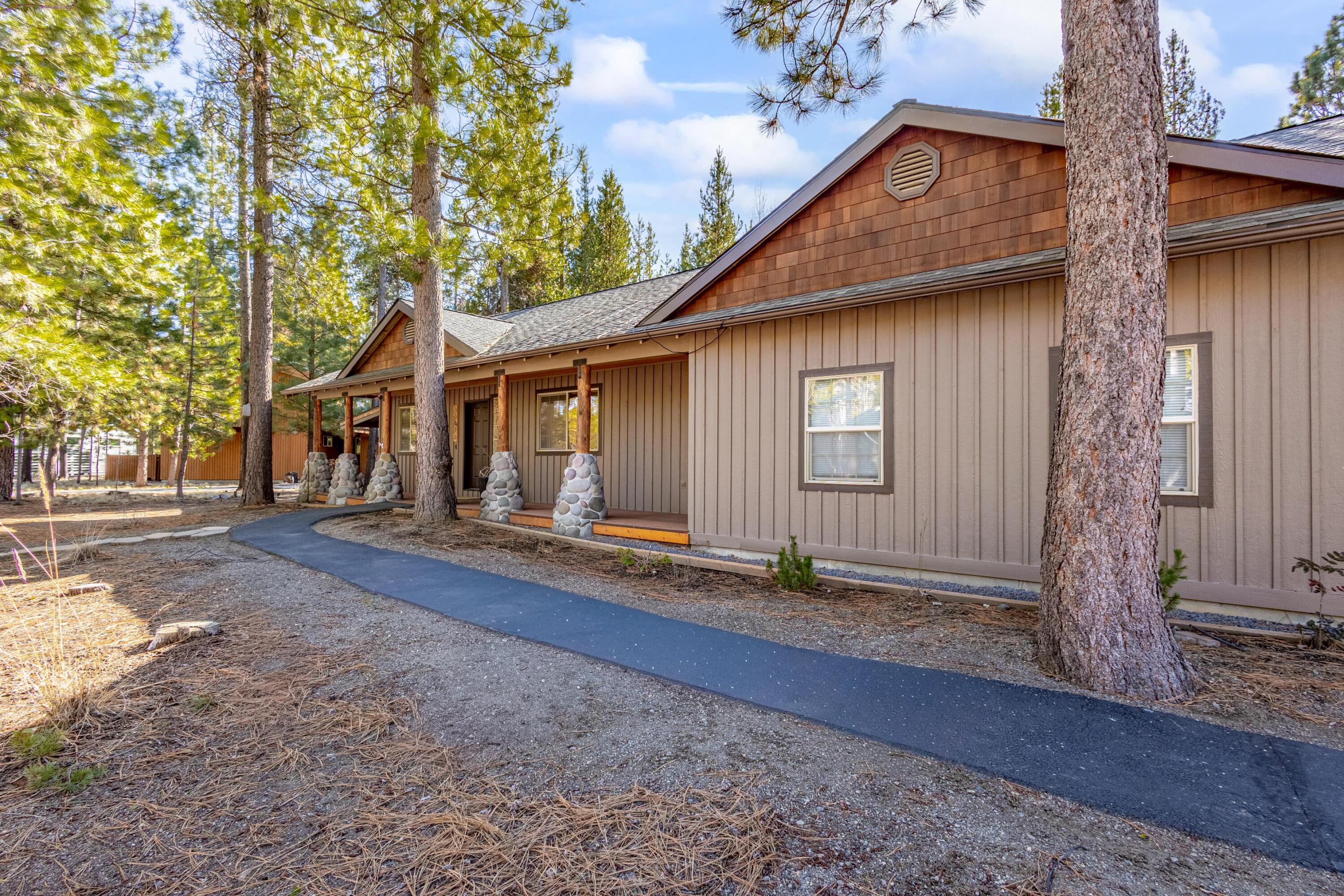 55595 Wagon Master Way Bend, OR 97707 - Photo 29 of 35 30
