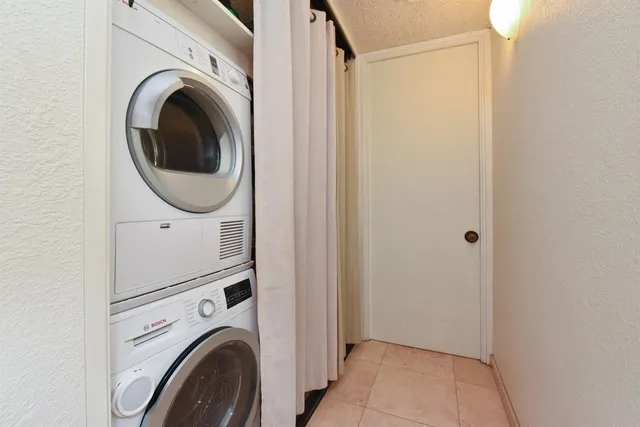 a view of a hallway with closet