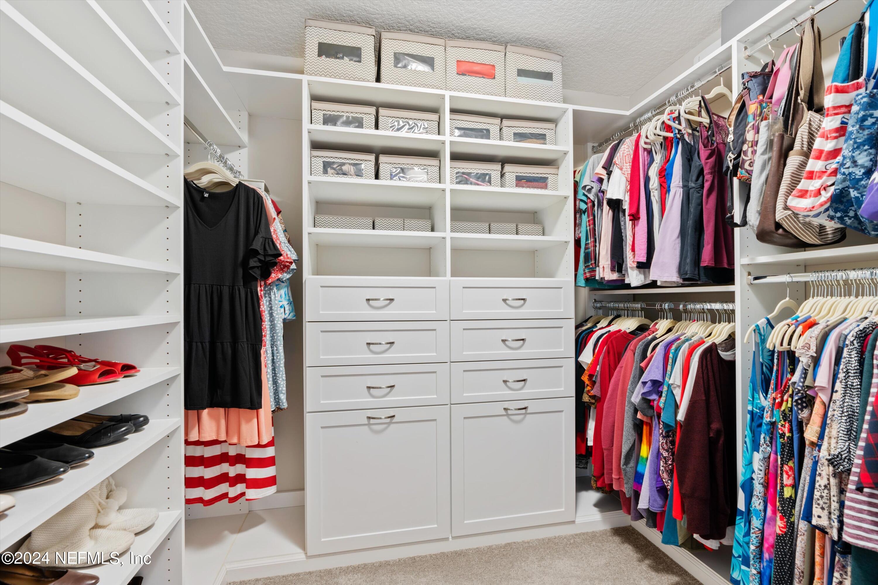 421 St Johns Golf Drive St. Augustine, FL 32092 - Photo 23 of 82 24-Walk-in Closet