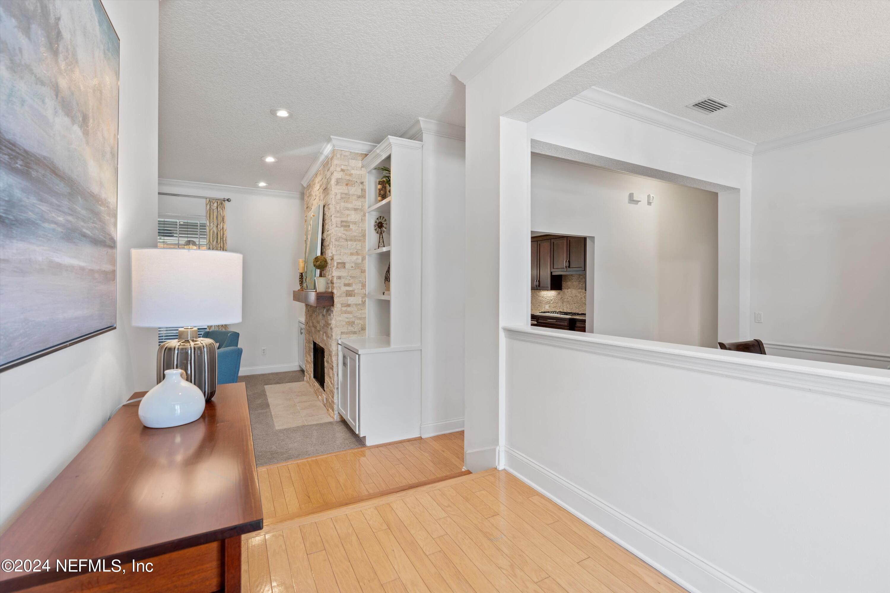 421 St Johns Golf Drive St. Augustine, FL 32092 - Photo 6 of 82 06-Foyer