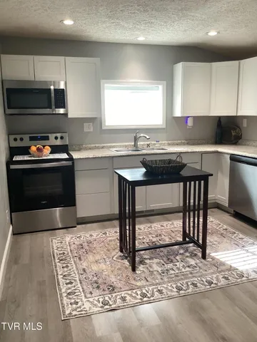 $249,500 | 616 Old Airport Road, Bristol, VA 24201