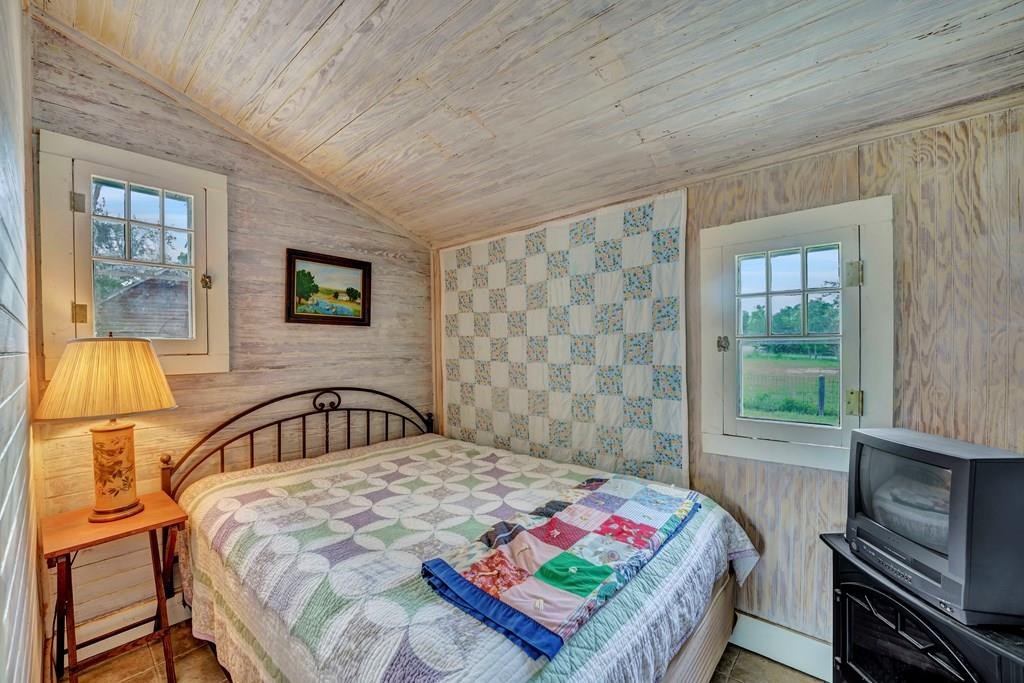 575 China Street Center Point, TX 78010 - Photo 28 of 65 Gallery Image 28