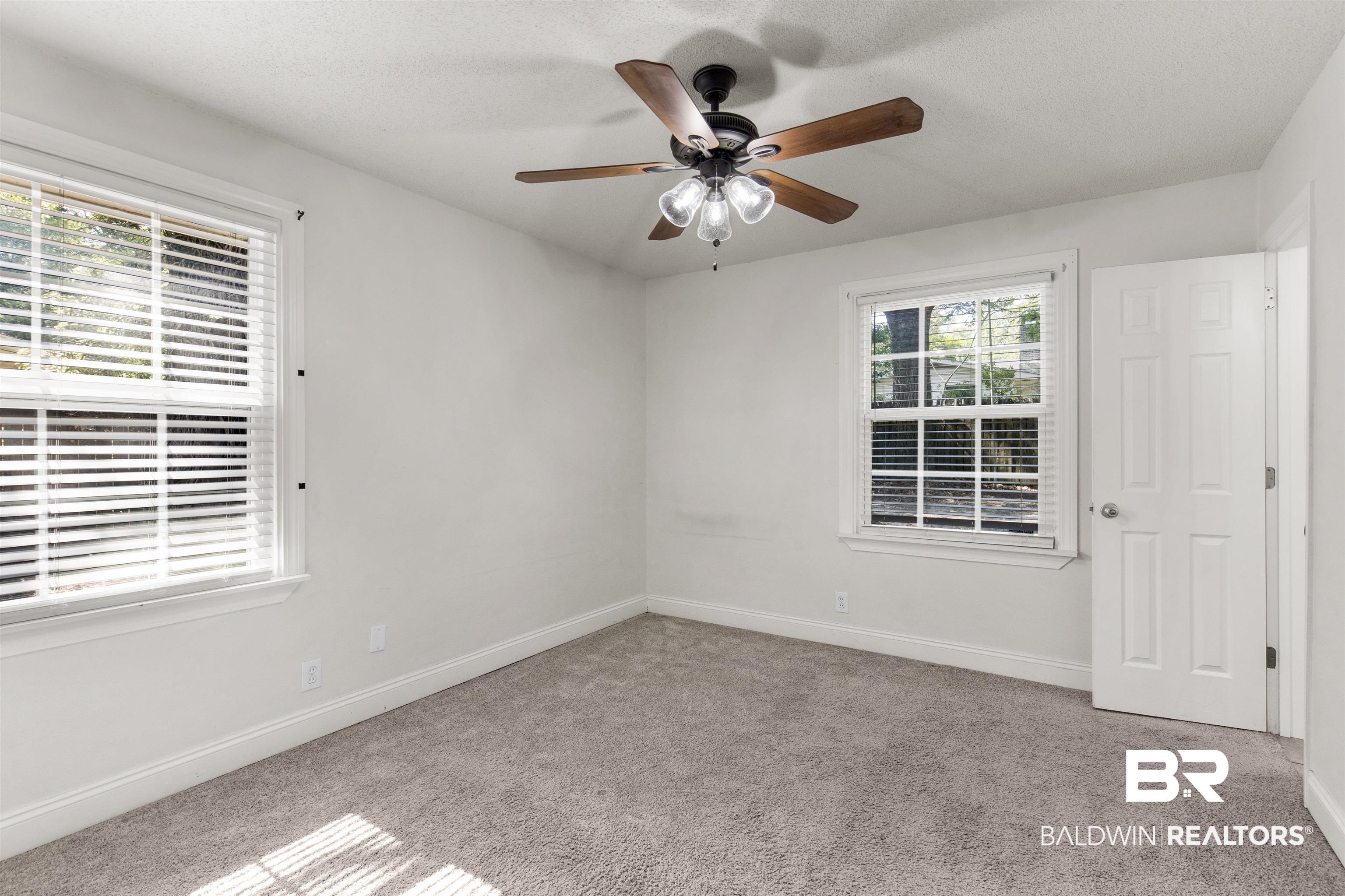 5524 Overlook Road Mobile, AL 36618 - Photo 16 of 21