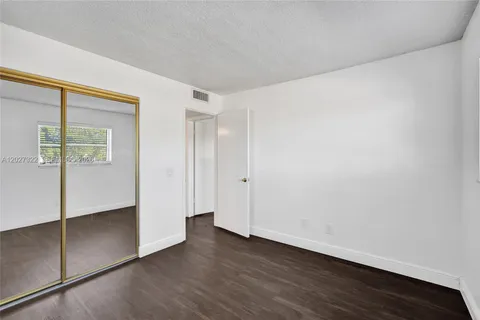 $229,000 | 2481 Southwest 82nd Avenue, Unit 205, Davie, FL 33324