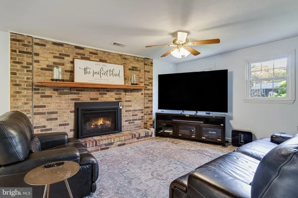 $3,995 | 509 Dogwood Court, La Plata, MD 20646