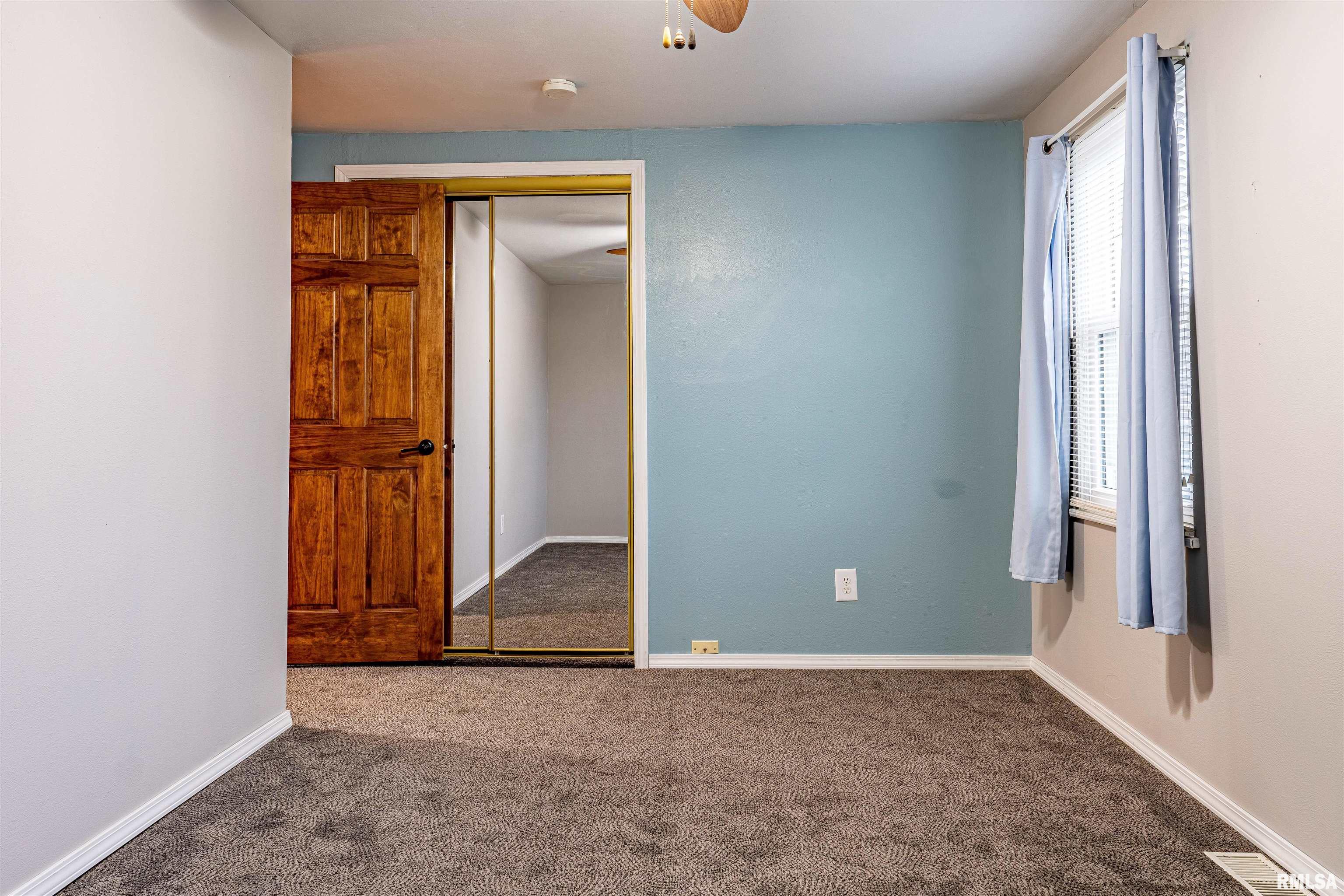 2008 Sheridan Road Pekin, IL 61554 - Photo 14 of 26