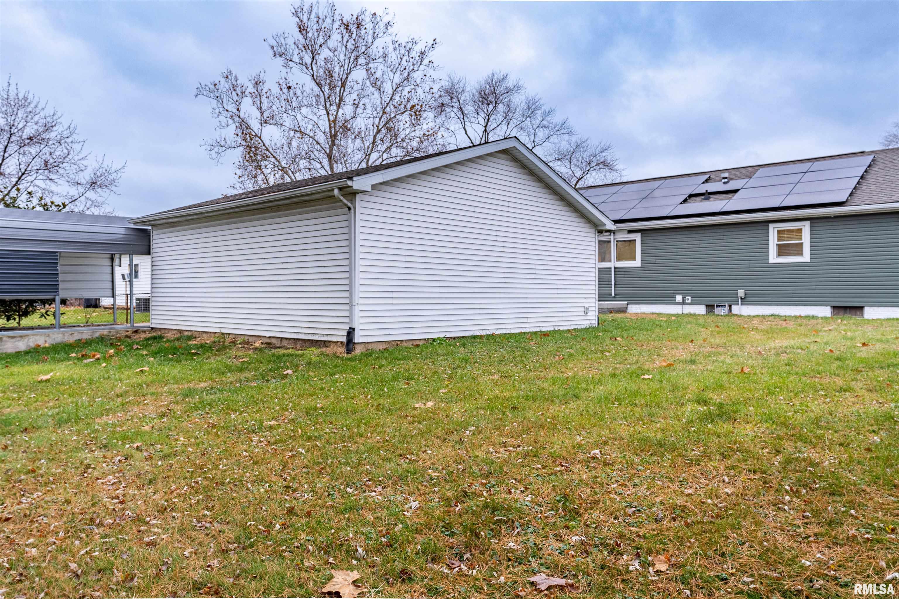 2008 Sheridan Road Pekin, IL 61554 - Photo 23 of 26