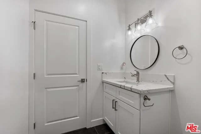 $5,000 | 9109 North Nilo Lane, Panorama City, CA 91402