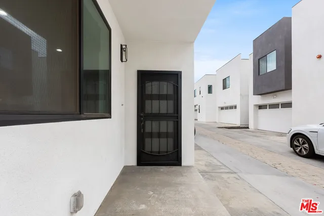 $5,000 | 9109 North Nilo Lane, Panorama City, CA 91402