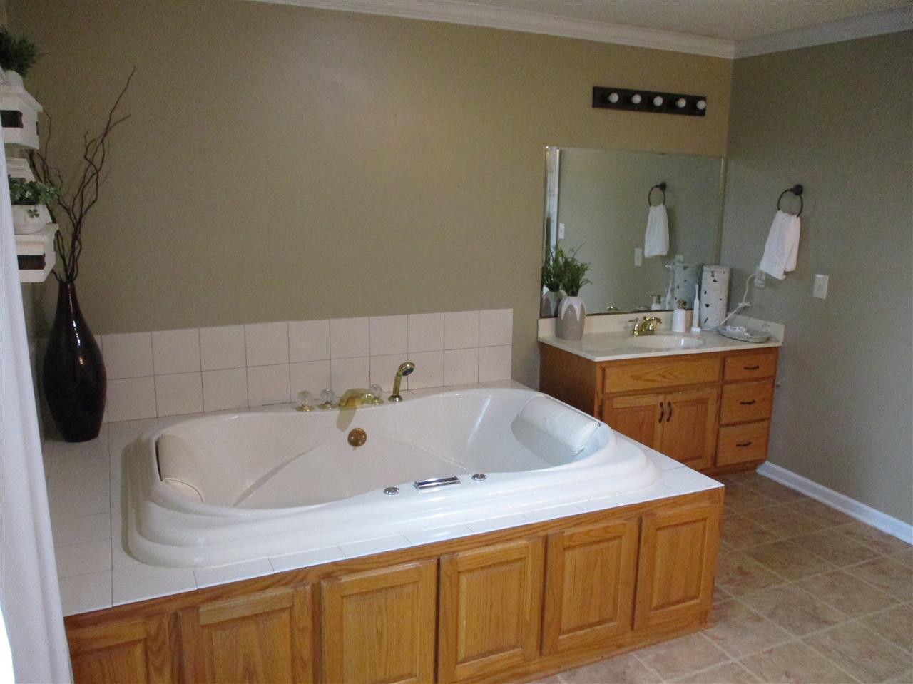 2280 Clifft Road Bolivar, TN 38008 - Photo 17 of 25 Gallery Image 17