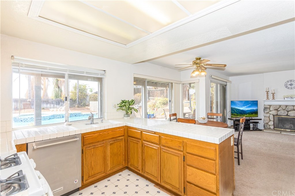 9085 Dancy Circle Riverside, CA 92508 - Photo 25 of 36