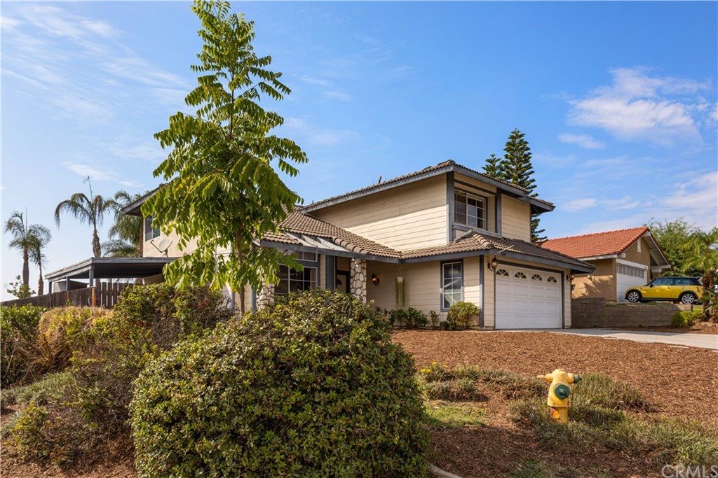 9085 Dancy Circle Riverside, CA 92508 - Photo 4 of 36