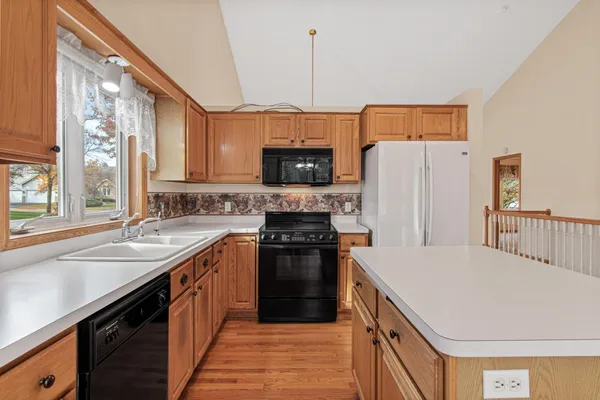 $390,000 | 13973 Falcon Avenue, Apple Valley, MN 55124