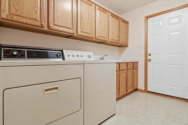 $390,000 | 13973 Falcon Avenue, Apple Valley, MN 55124