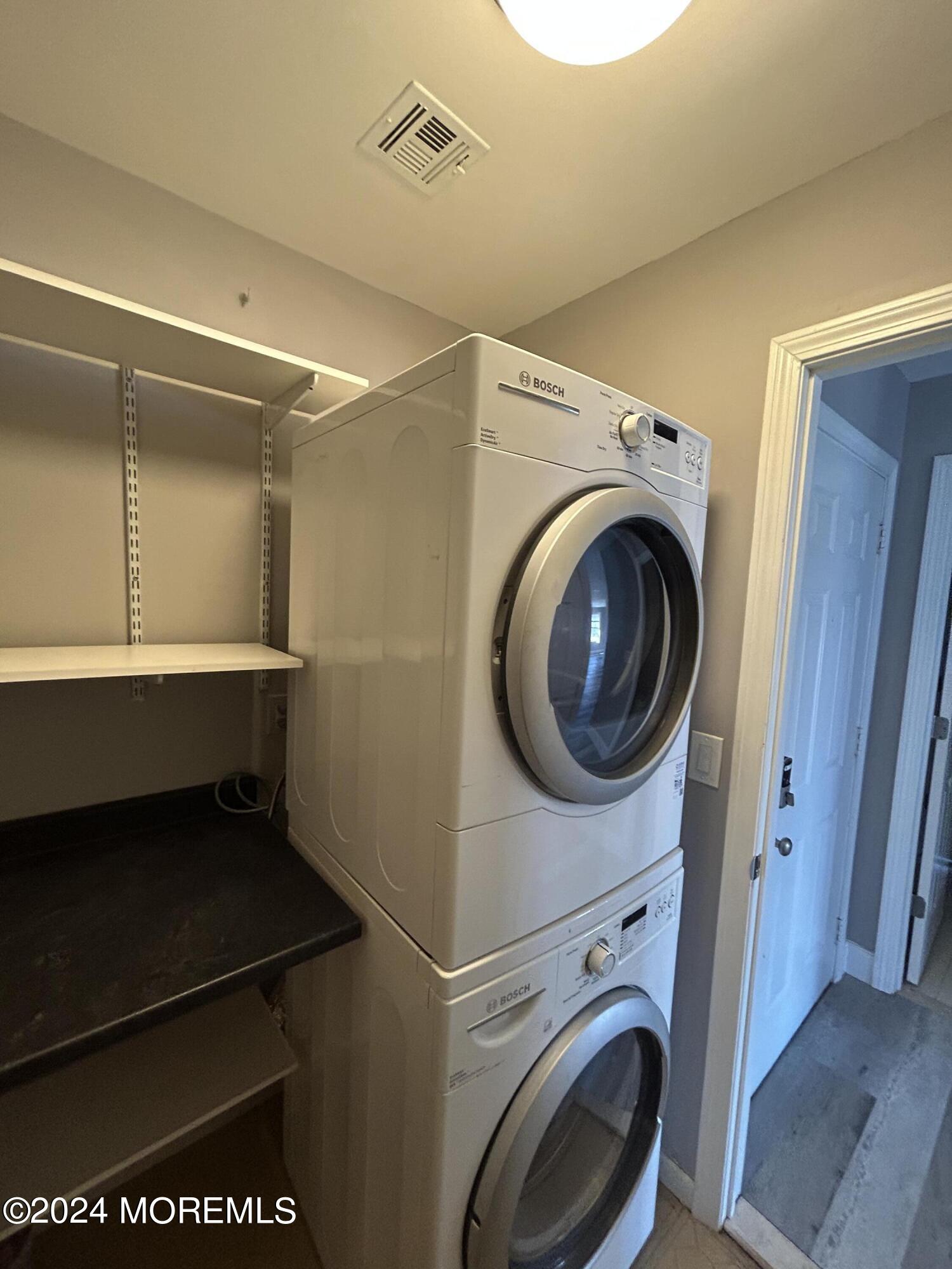 231 Atlantic Street, Unit 54 Keyport, NJ 07735 - Photo 6 of 12 8A672A51-1AC5-4675-BC1F-3337DCEF70CF