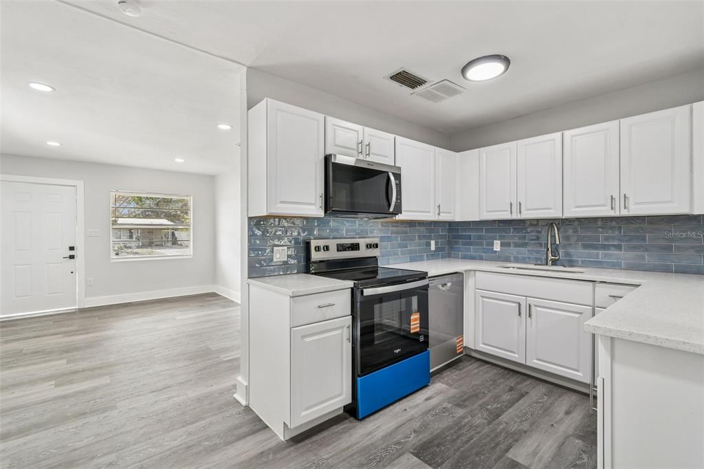 1535 Hialeah Street Orlando, FL 32808 - Photo 12 of 52