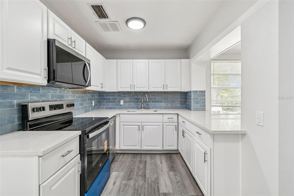 1535 Hialeah Street Orlando, FL 32808 - Photo 13 of 52