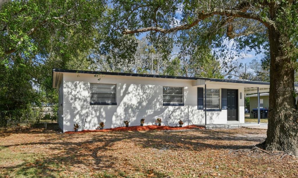 1535 Hialeah Street Orlando, FL 32808 - Photo 5 of 52