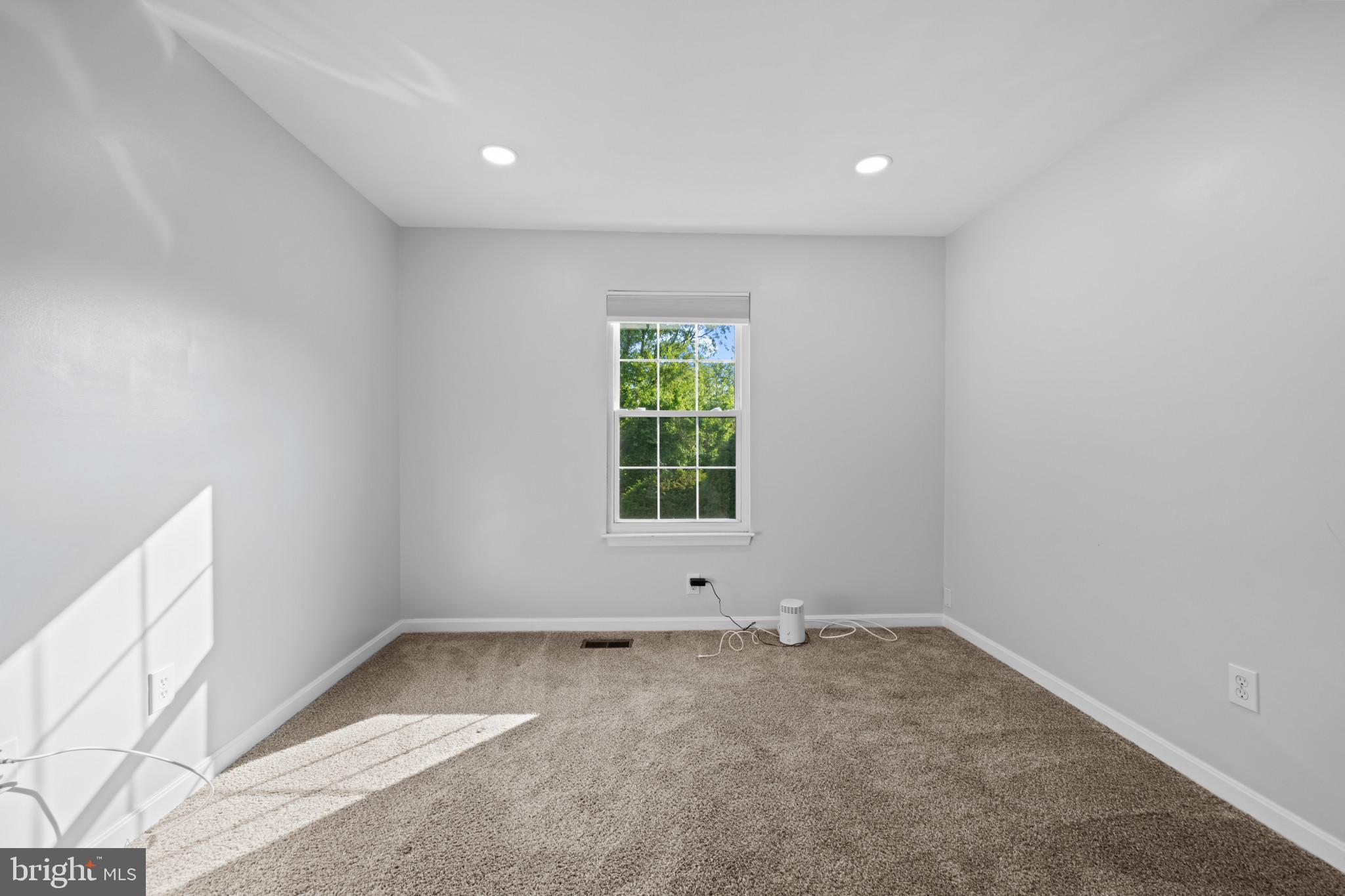 13054 Tarragon Road Reisterstown, MD 21136 - Photo 34 of 68 Second bedroom